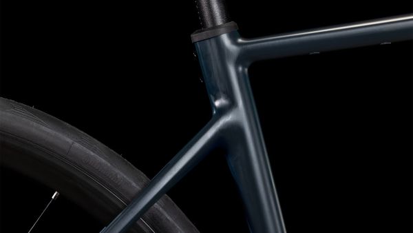 Cube Attain Race Black - Racercykel - 2025