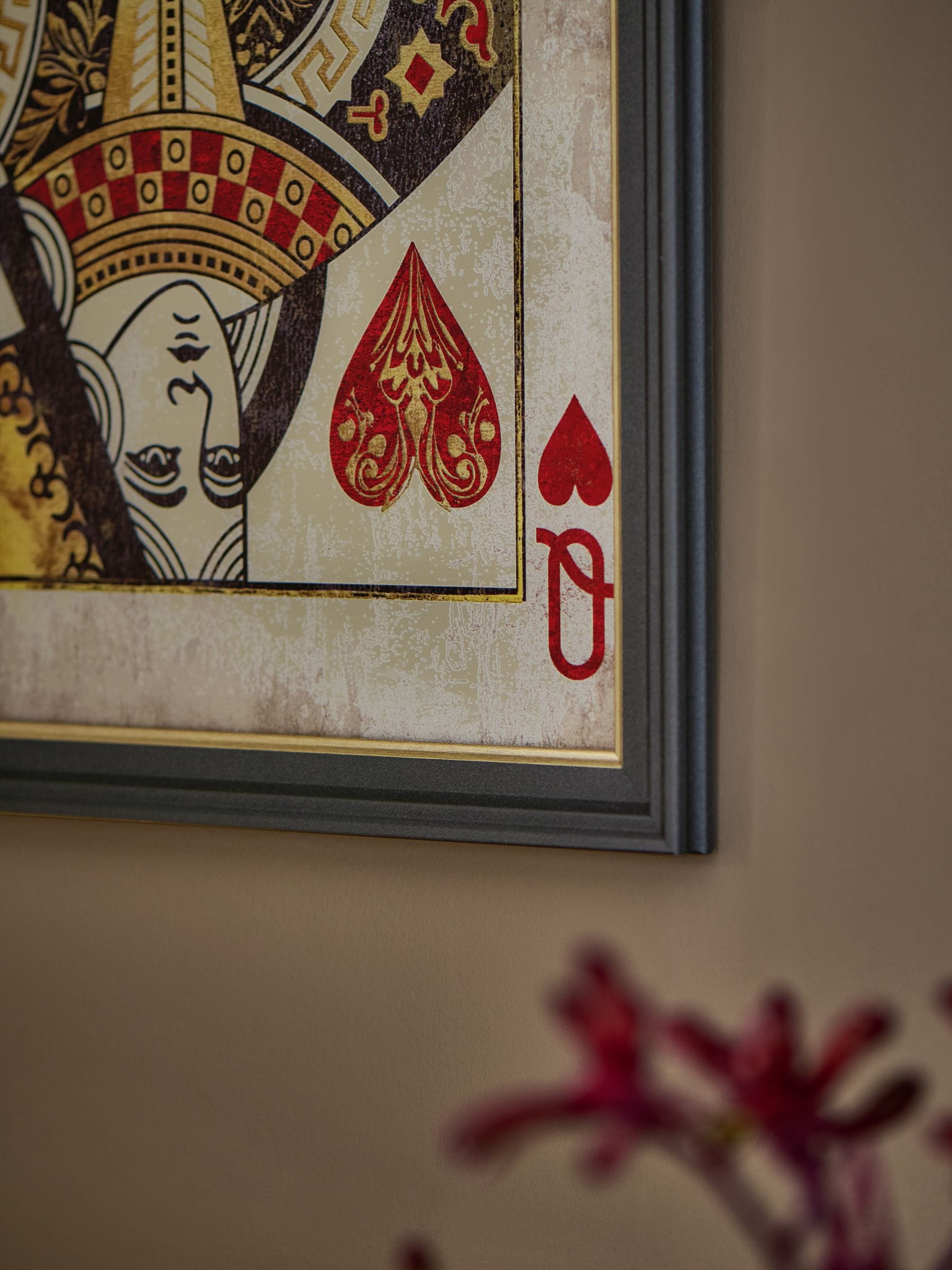 Antiqued Queen Of Hearts Mirror Wall Art