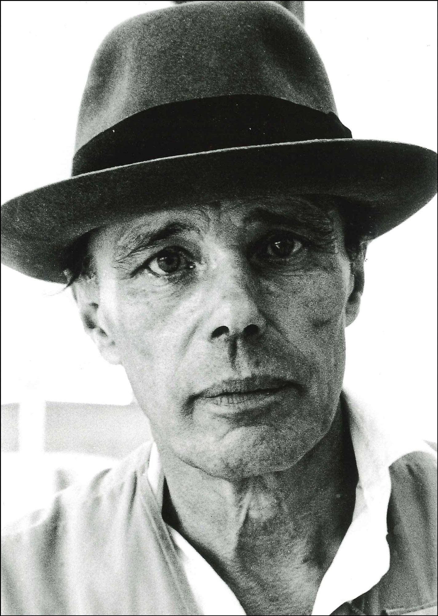Postkarte 'Joseph Beuys' günstig bestellen