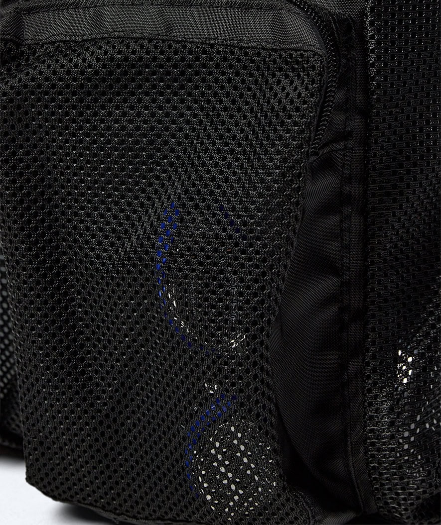 Watery svømmenet - Ultra Light 40L - Sort