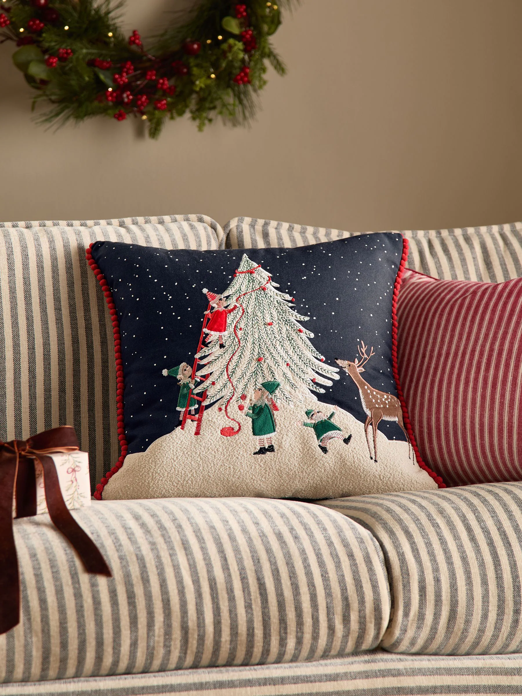 43 x 43cm Kerstmis Elf Kussentje