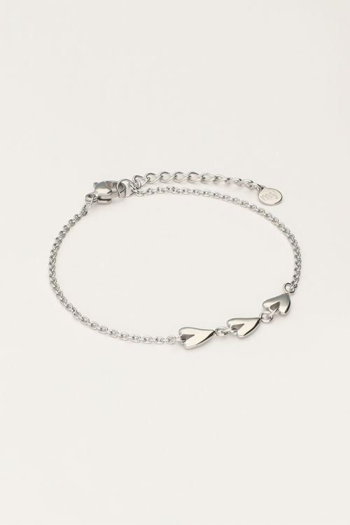 Minimalistische armband met drie hartjes
