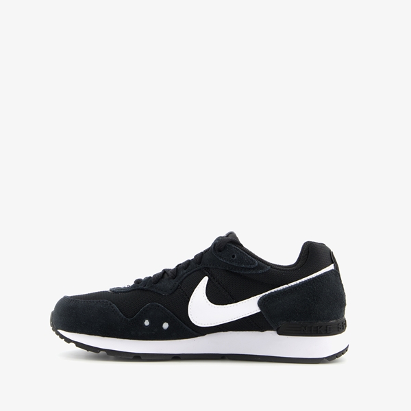 Nike Venture Runner dames sneakers zwart