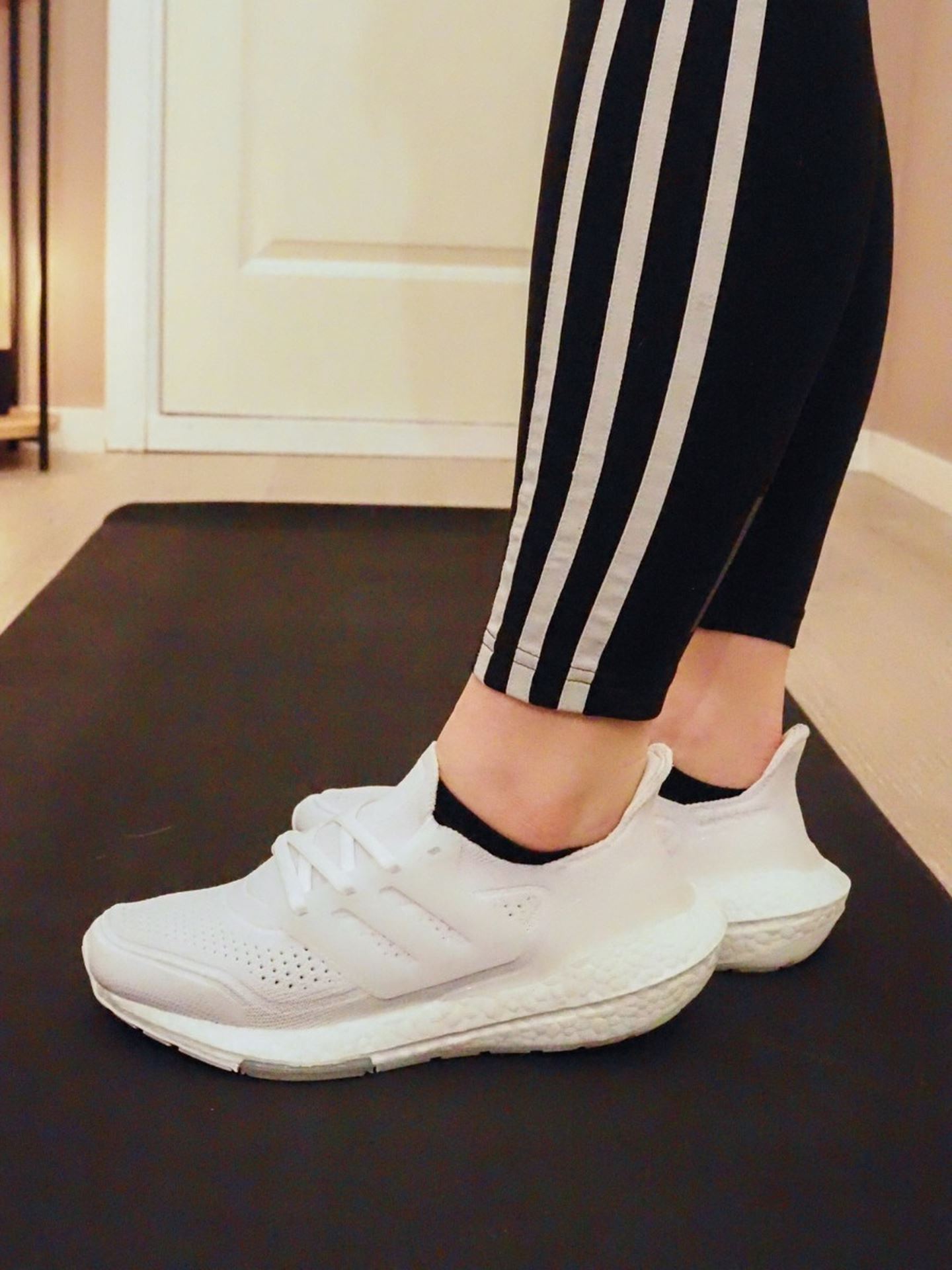 UltraBoost 21