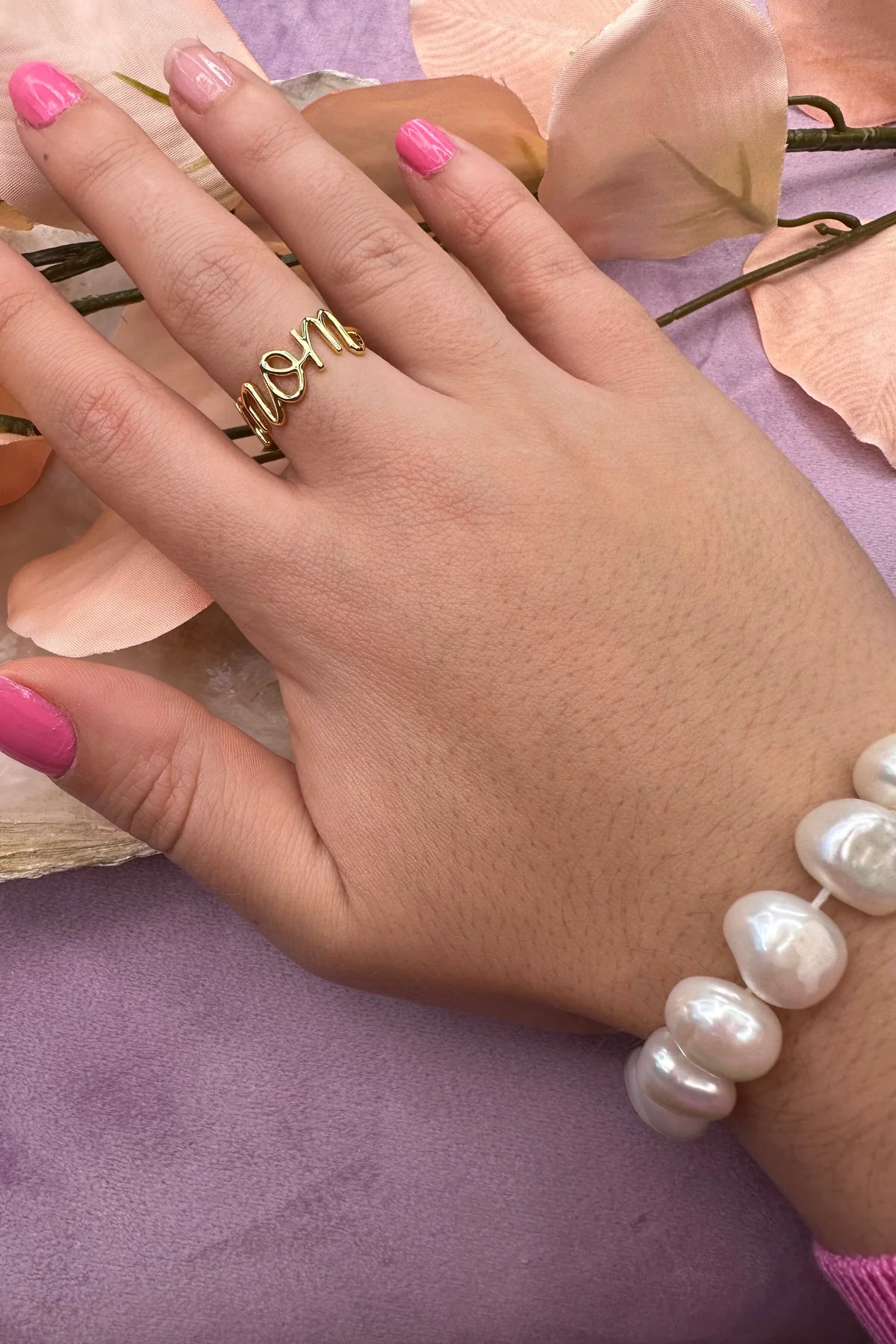 Mellow Moon Ring Mom