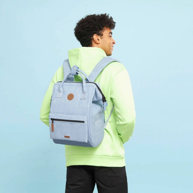 Sac à dos Adventurer Medium 23 litres + 2 grandes pochettes Guayaquil