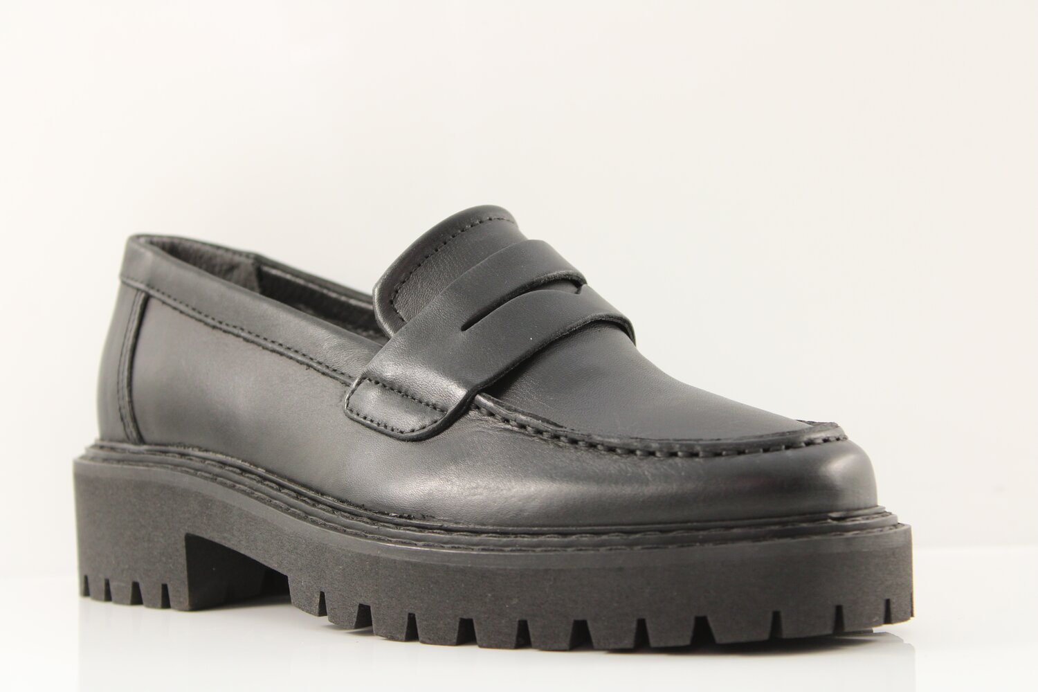 Gil Peterson Slipper