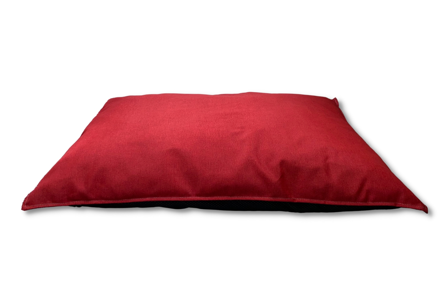 Colchão grosso, tamanho G, cor vermelha, largura 110 cm, comprimento 75 cm, altura 14 cm.