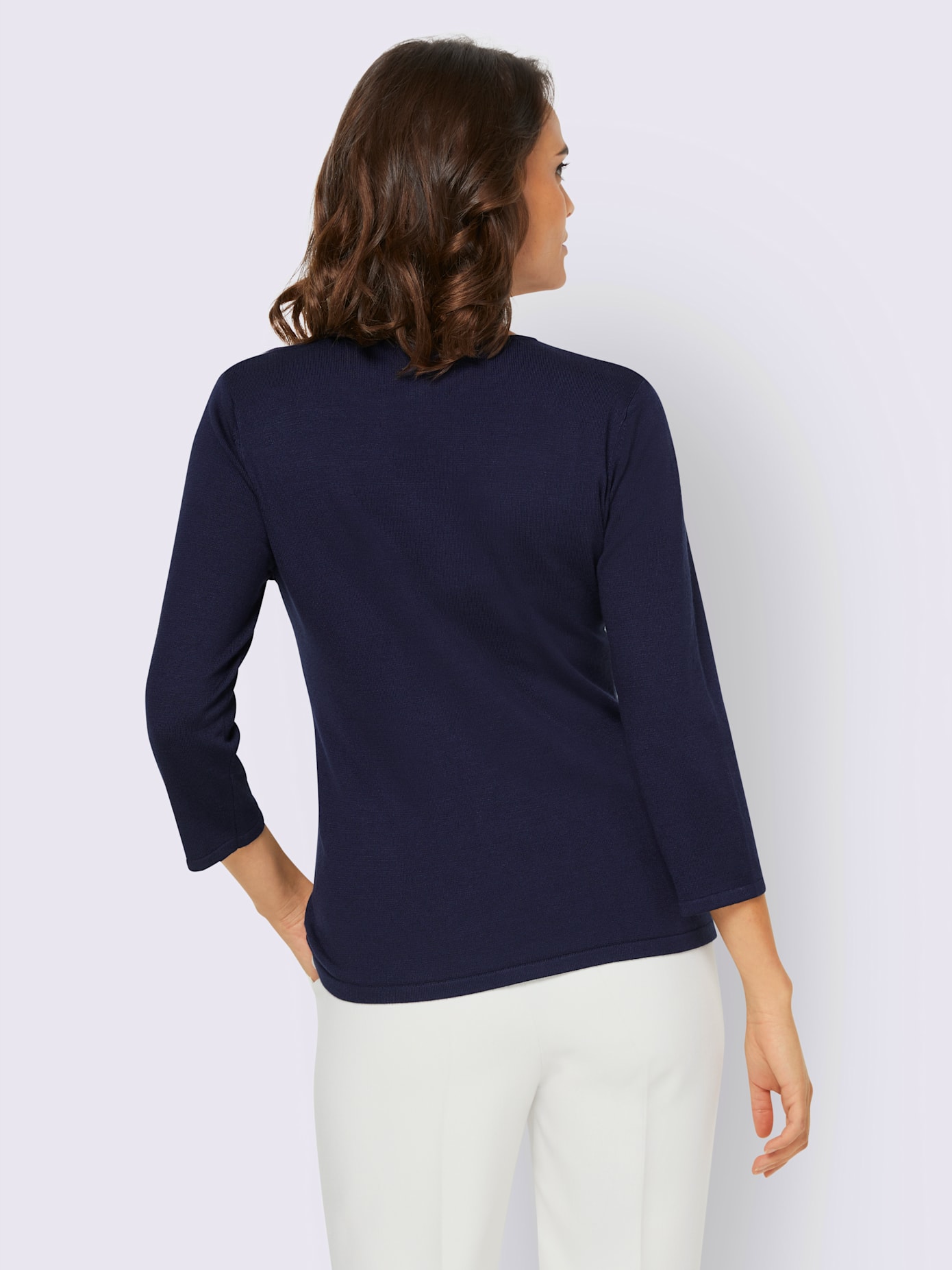 Pull encolure raffinée