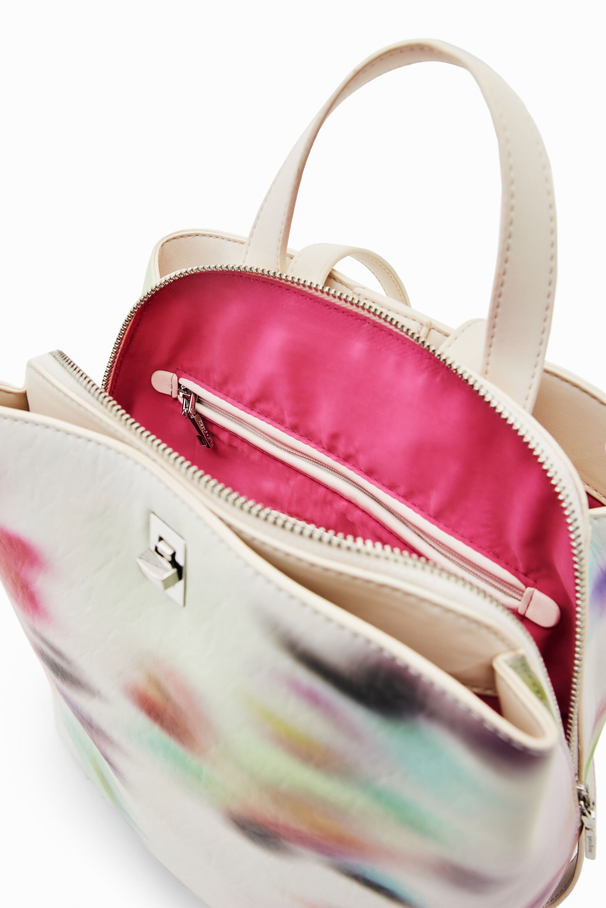 Petit sac à dos flou