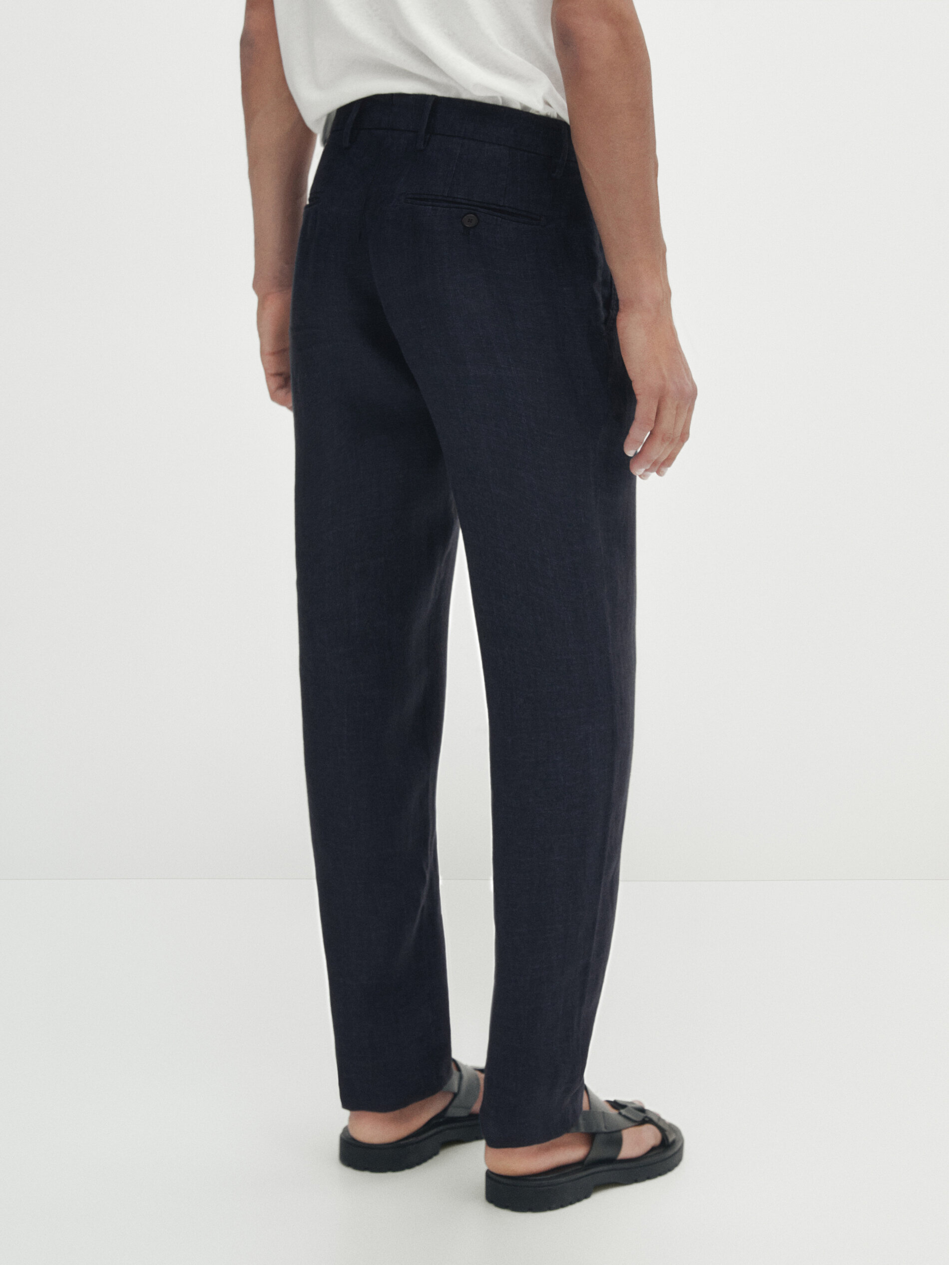 Calça de alfaiataria em linho sarjado azul marinho - AZUL MARINHO