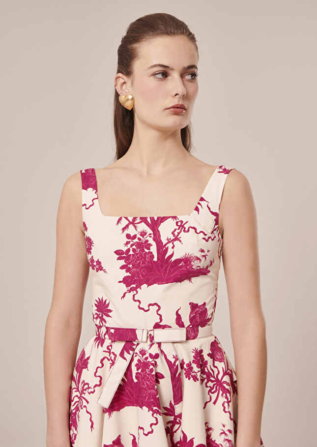 Robe Romanneécrue à motif fleuri bordeaux