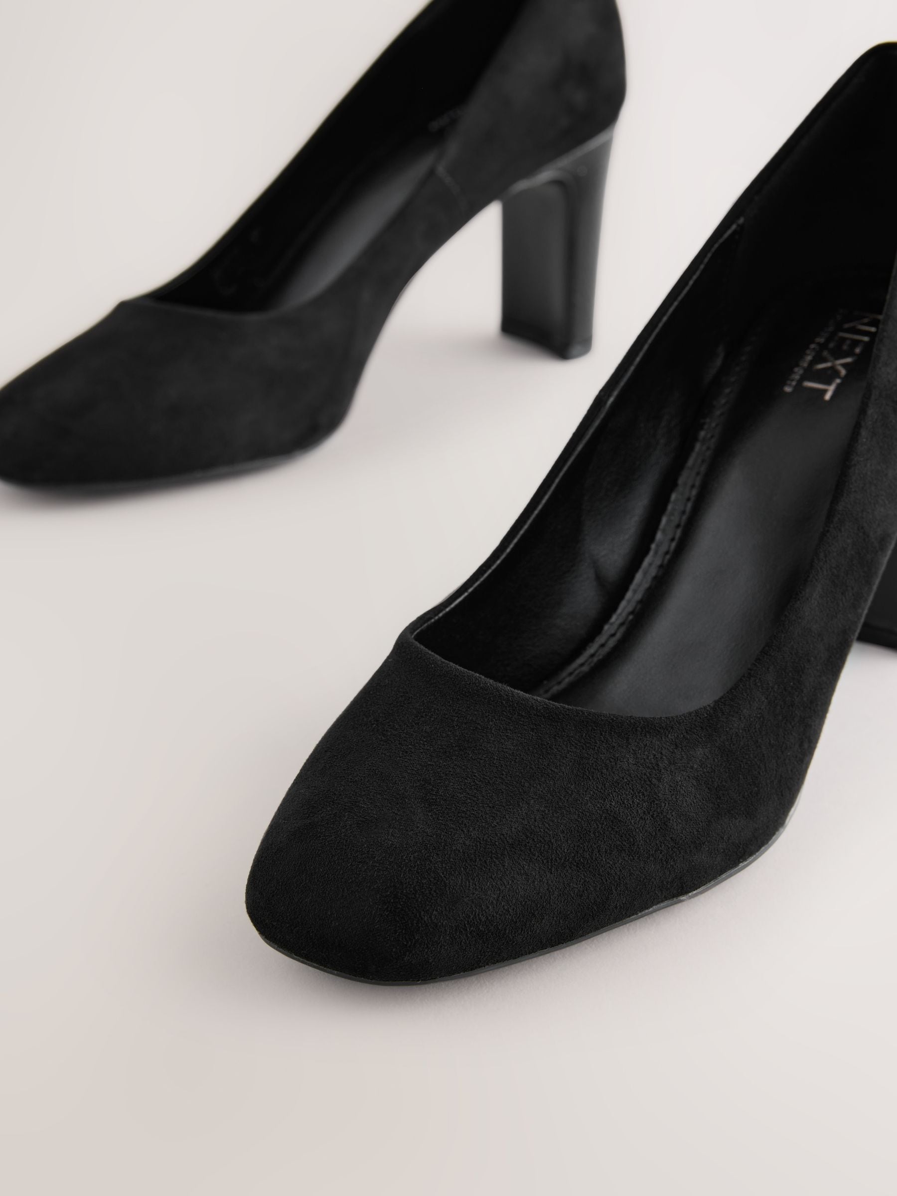 Zwart - Round Toe Block Court Shoes