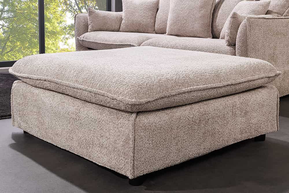 Großer Hocker HEAVEN 100cm champagner beige Bouclé Polsterhocker Federkern