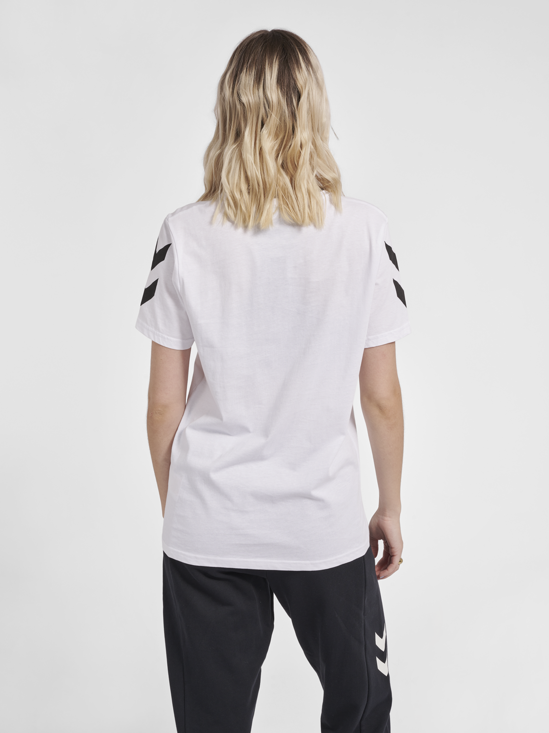 hmlLEGACY CHEVRON T-SHIRT