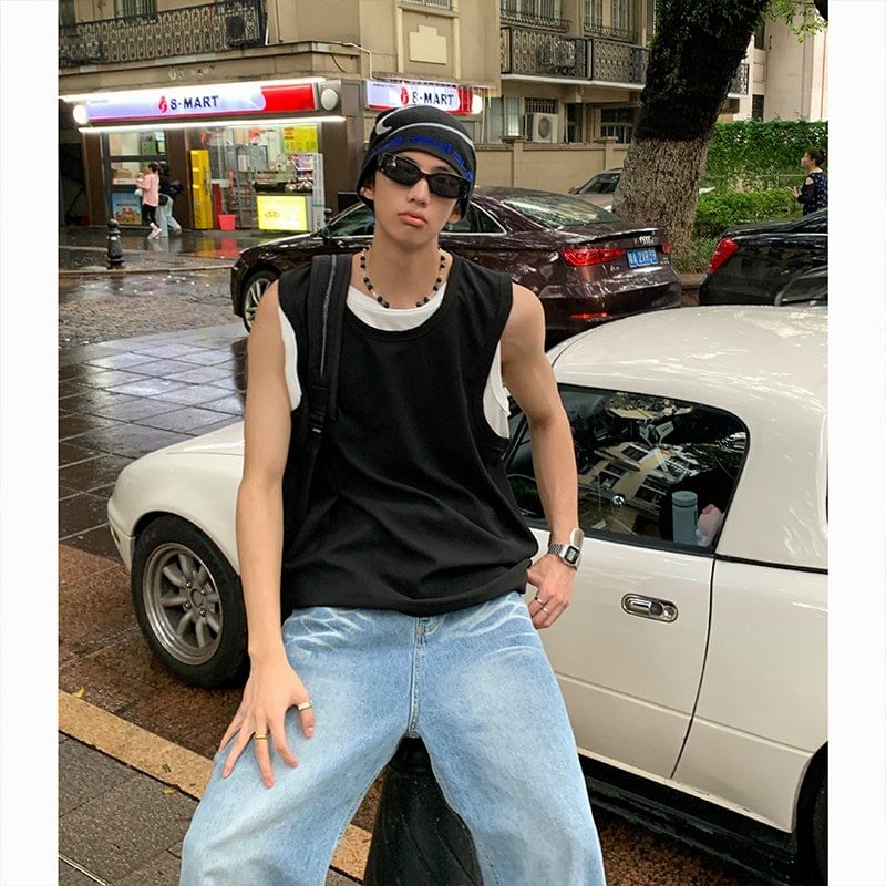 Orungeetun - Tweekleurige tanktop in namaakstijl