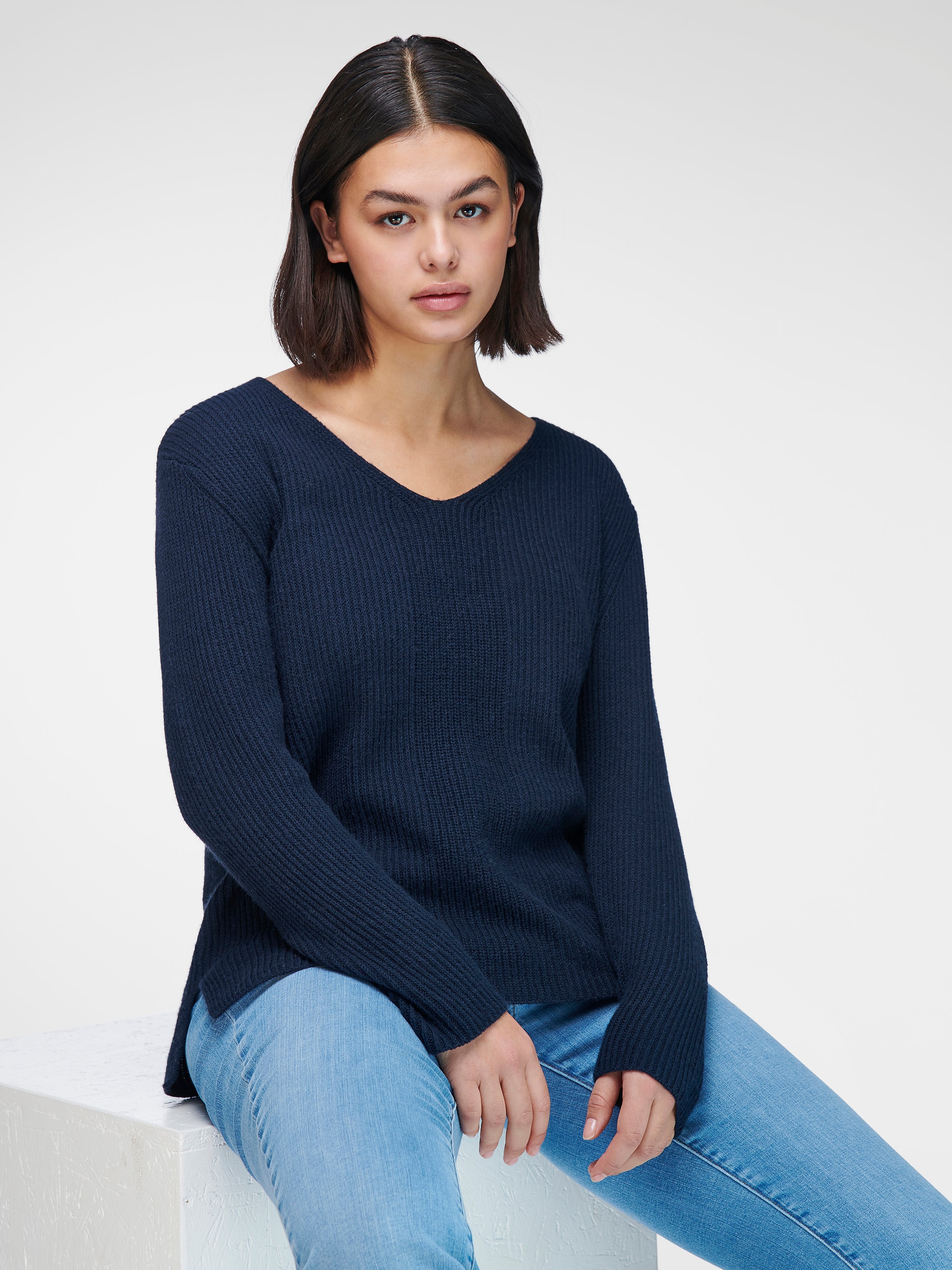 V-Pullover