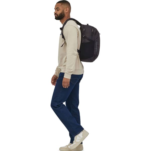 Sac à dos lifestyle PATAGONIA REFUGIO DAY PACK 26L BLACK