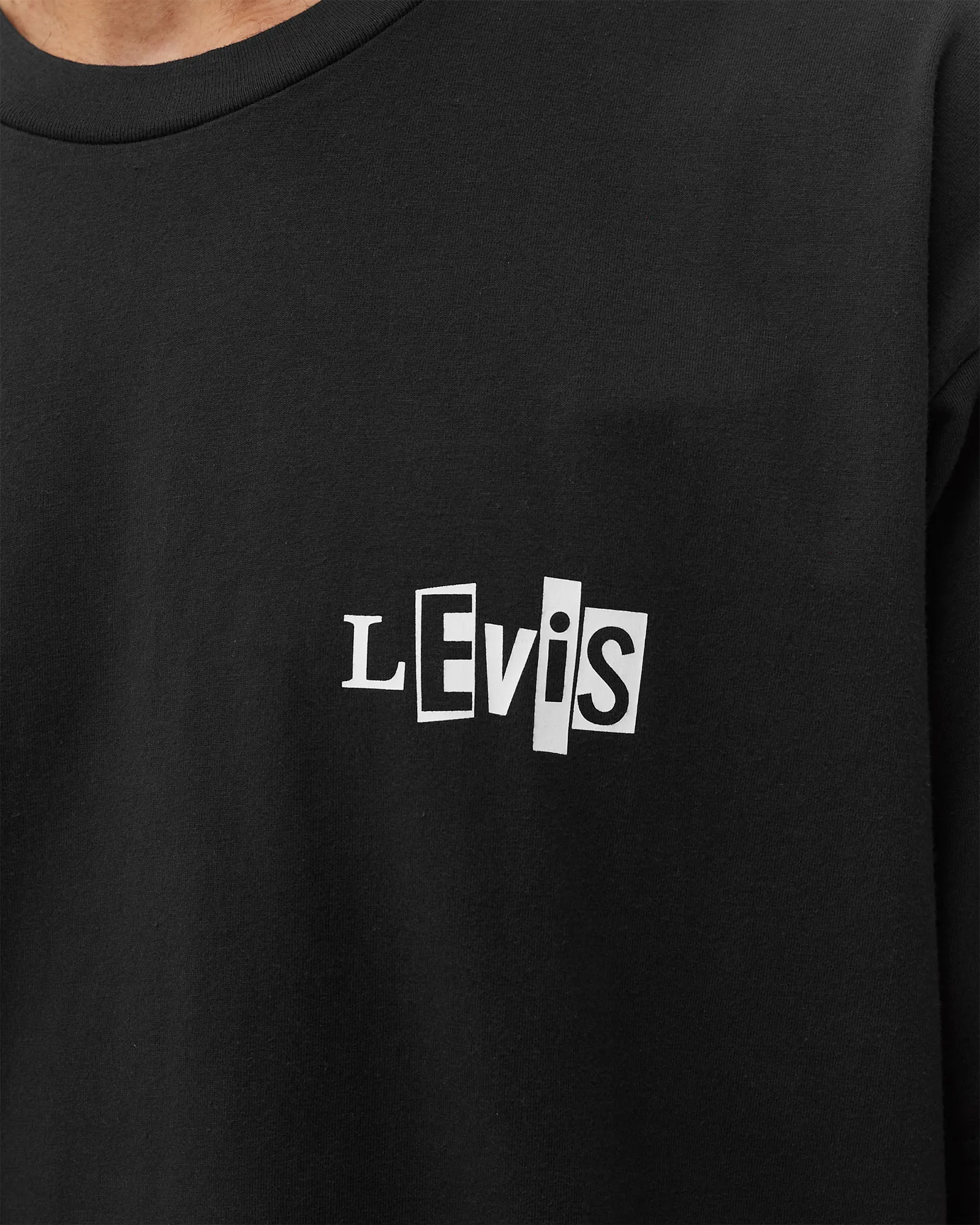 Levis GRAPHIC TEES