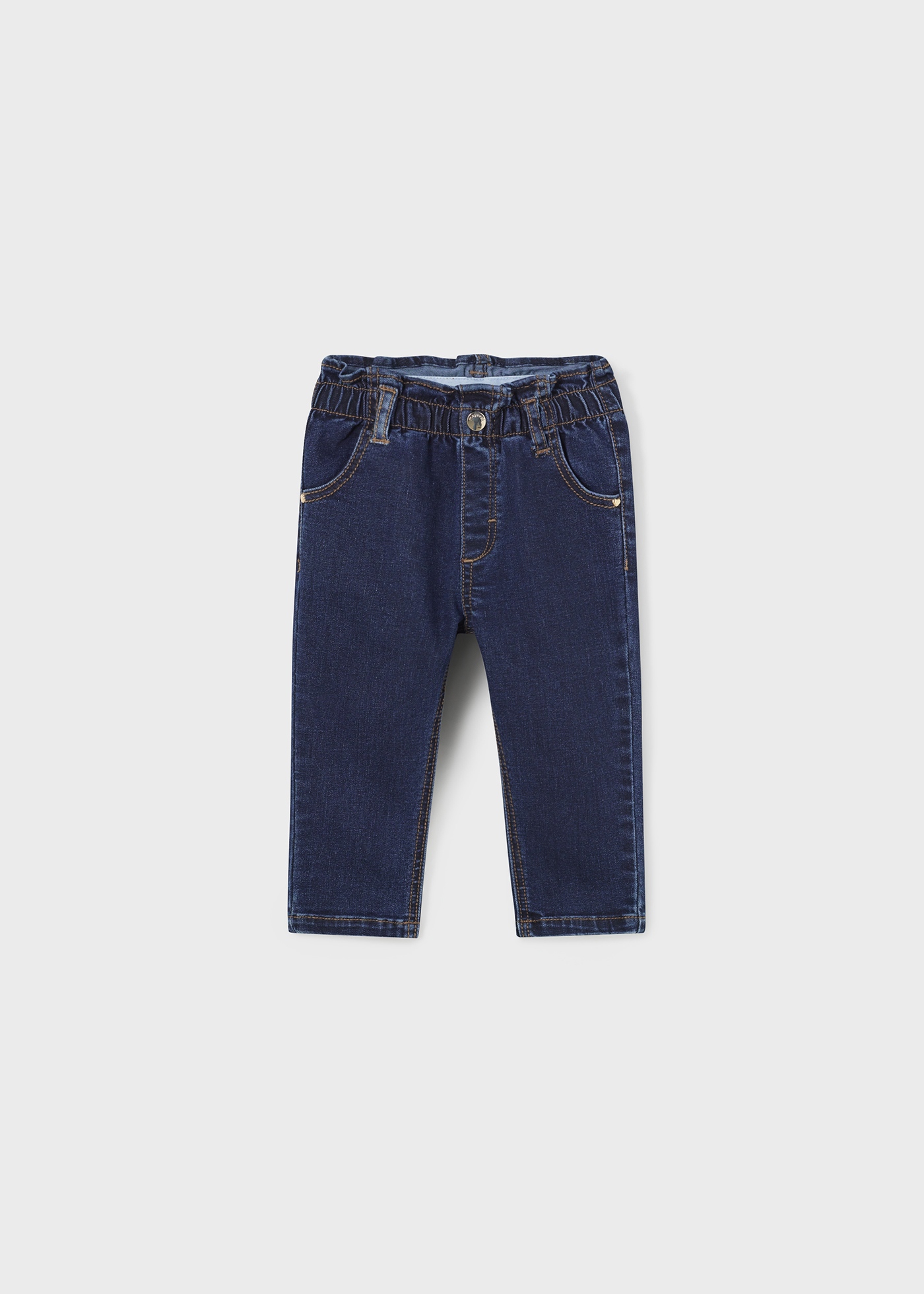 Calça jeans folgada para bebê