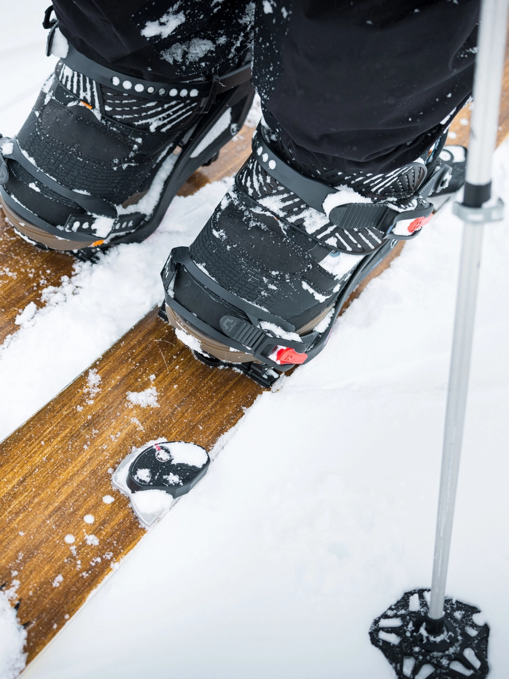 UNION Forrest Shearer 2024 Splitboard Bindings blue flames