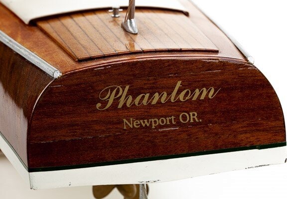 Billing Boats - Phantom 710 Skib Byggesæt - 1:15 - Bb710