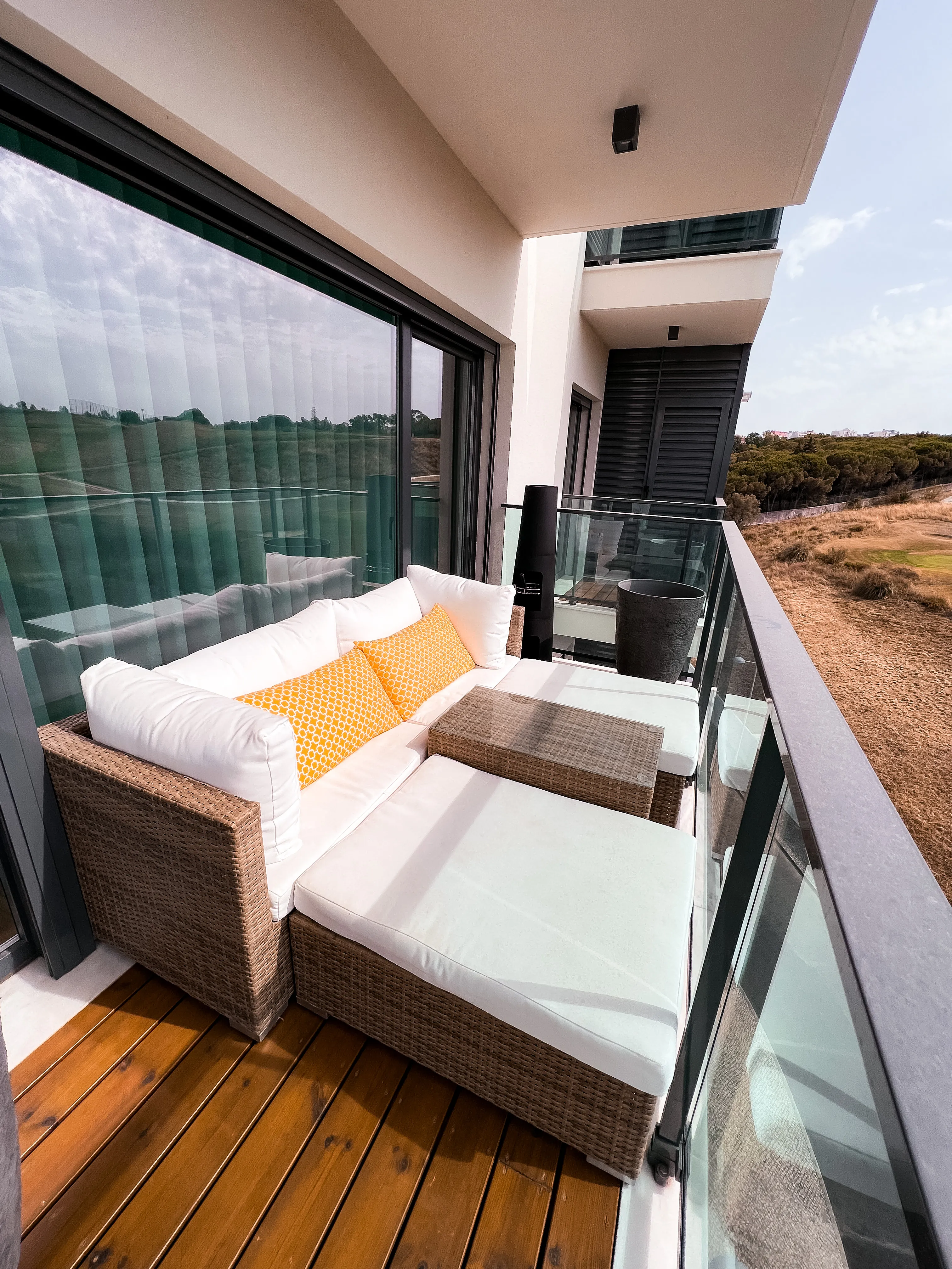 Loungeset met tafel 2-zits NOTO modulair PE rotan Lichtbruin