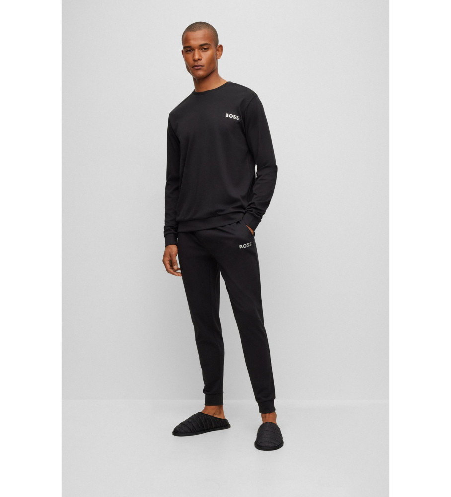 Pijama preto da marca BOSS