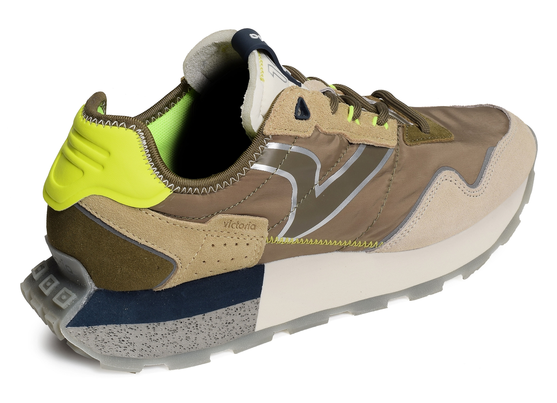 8803110 kaki beige