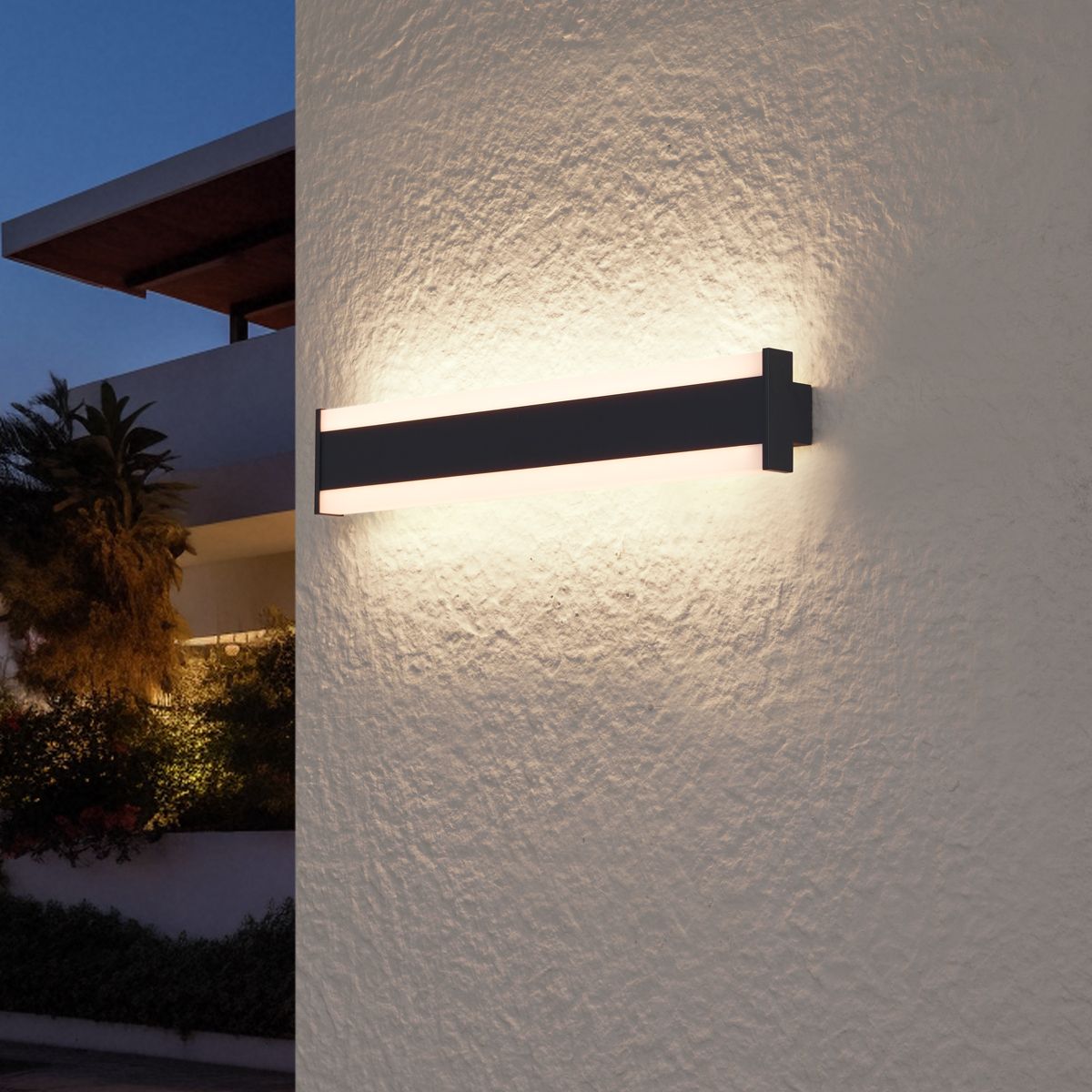 Moderne wandlamp zwart CCT 60cm incl. LED IP54 - Vanya