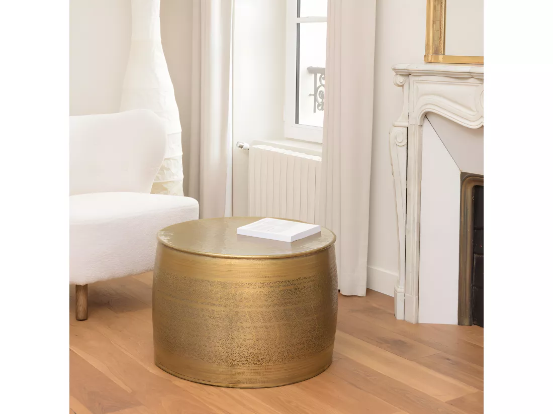 HONORE - Table basse alu 60x60cm couleur laiton pied motifs arabesques