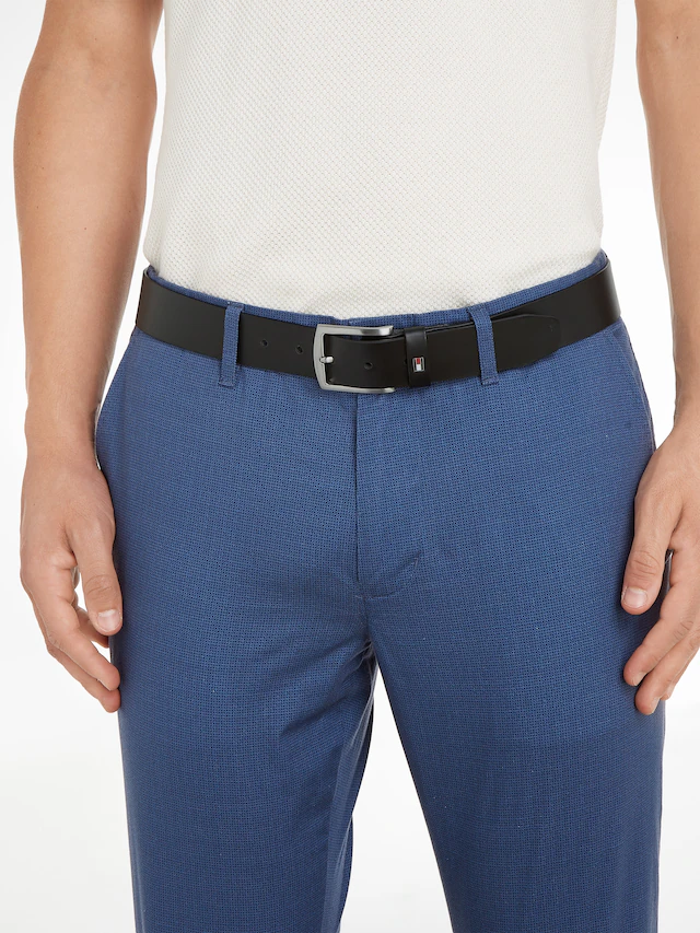 Tommy Hilfiger Ledergürtel »DENTON 3,5 cm breit« Robuster Ledergürtel mit Flag-Label, silberne Schnalle, verstellbar