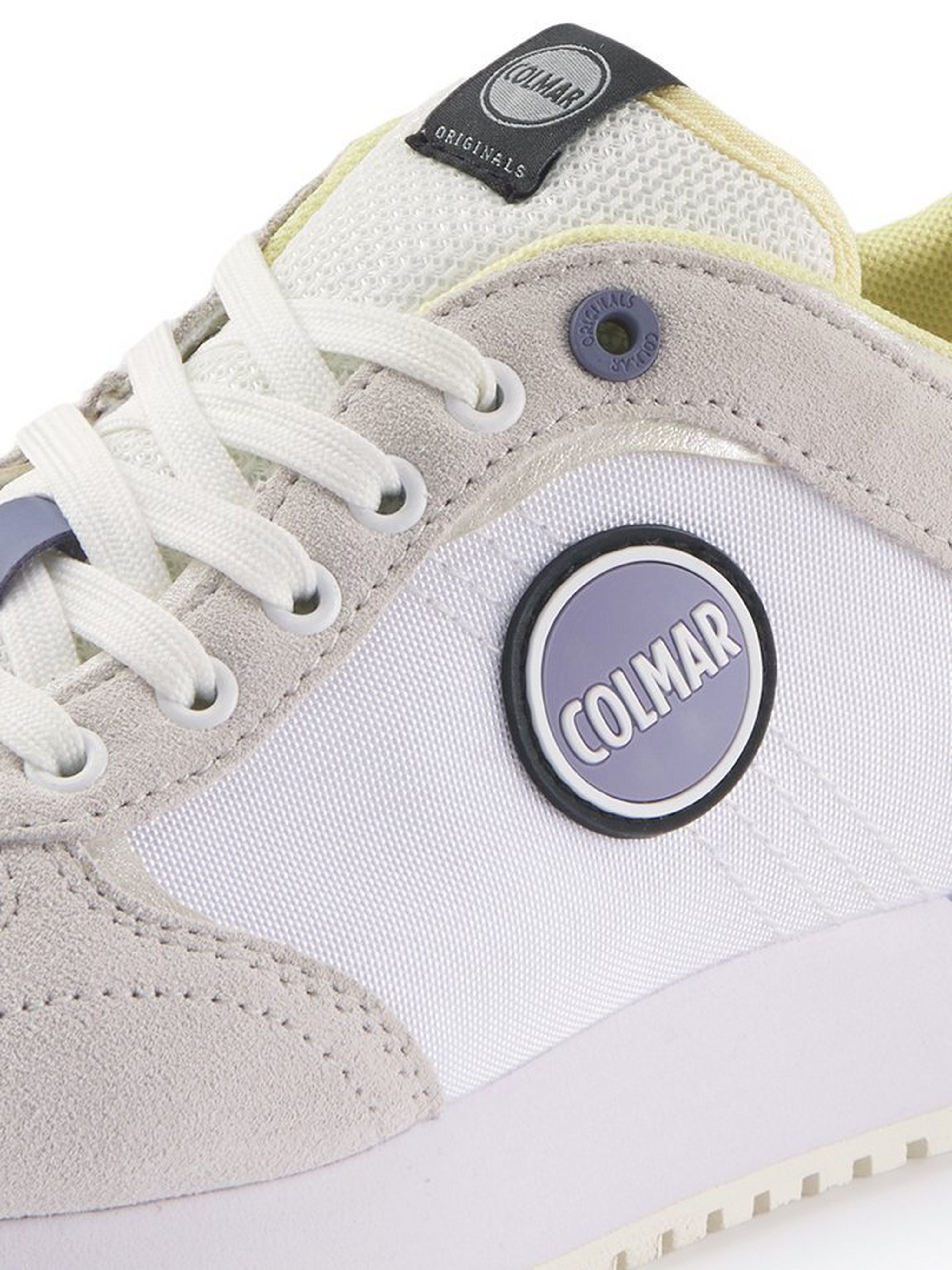 Sneaker
