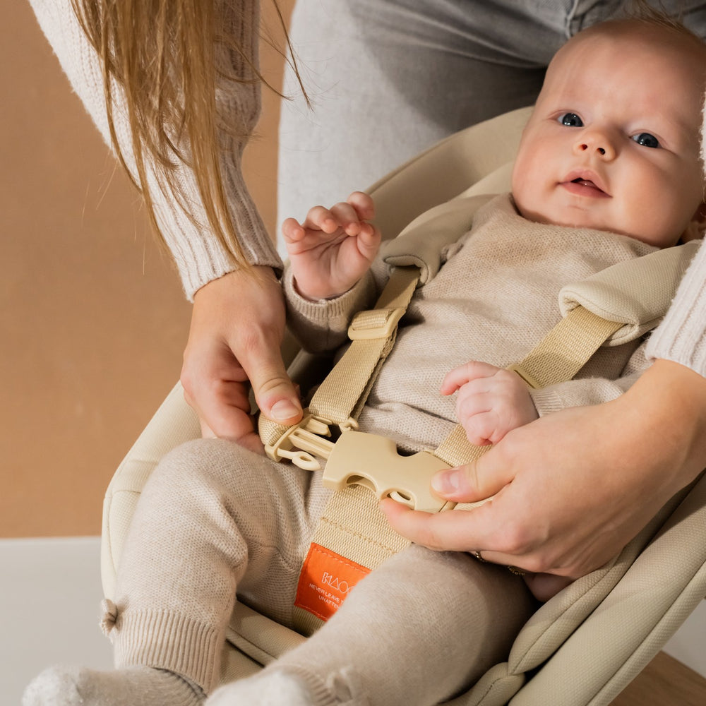 Køb KAOS Charcoal Black KLAPP® Newborn Sæde