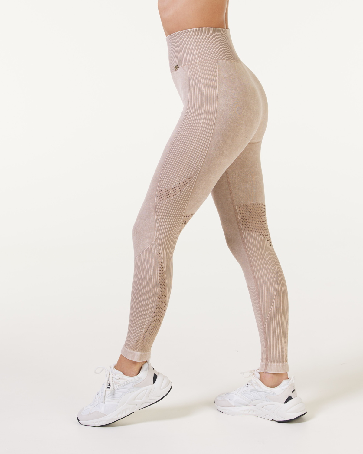 Bumpro Wave Seamless Mesh Tights Beige Sandwash