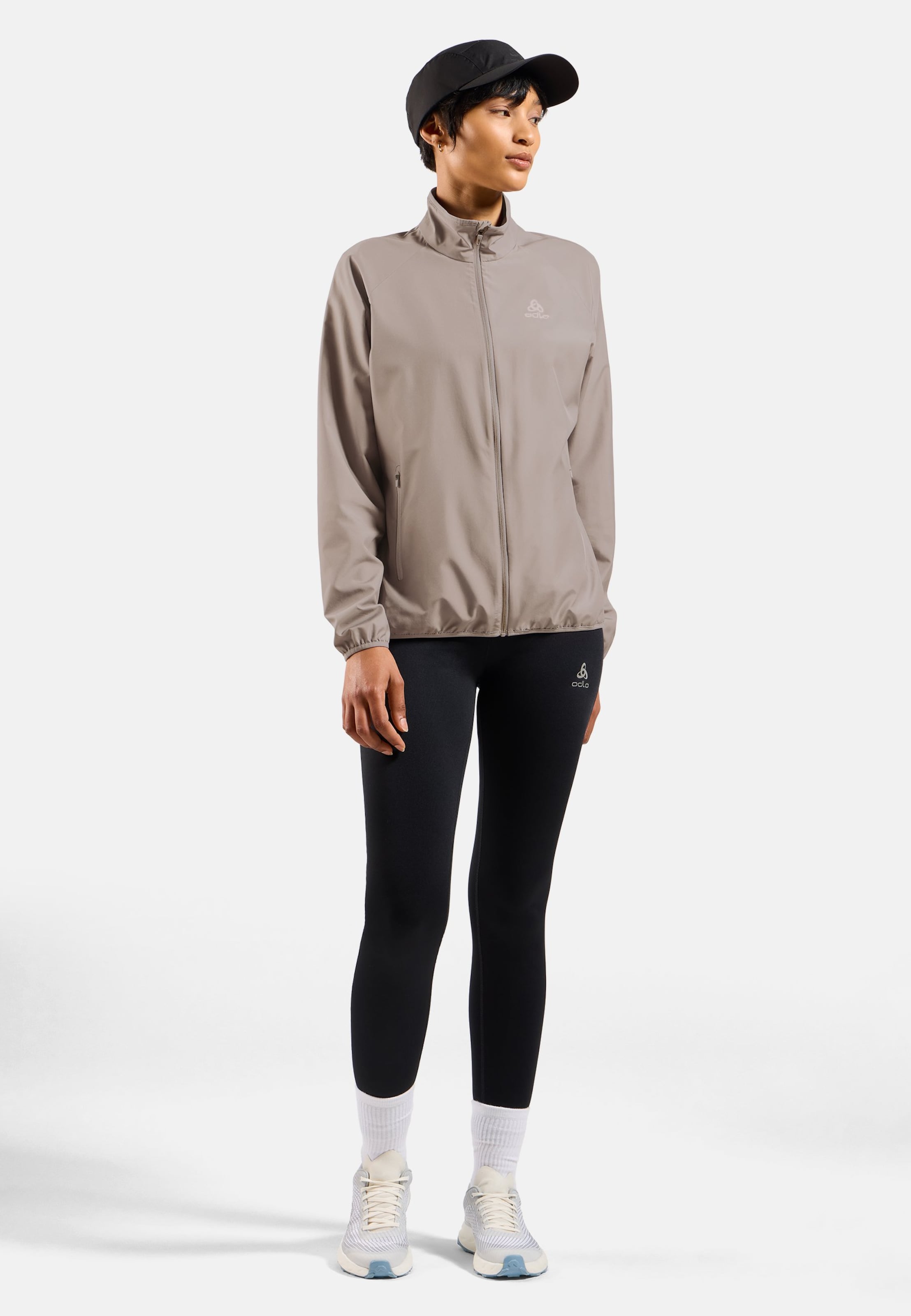 Essentials Light Laufjacke in cinder