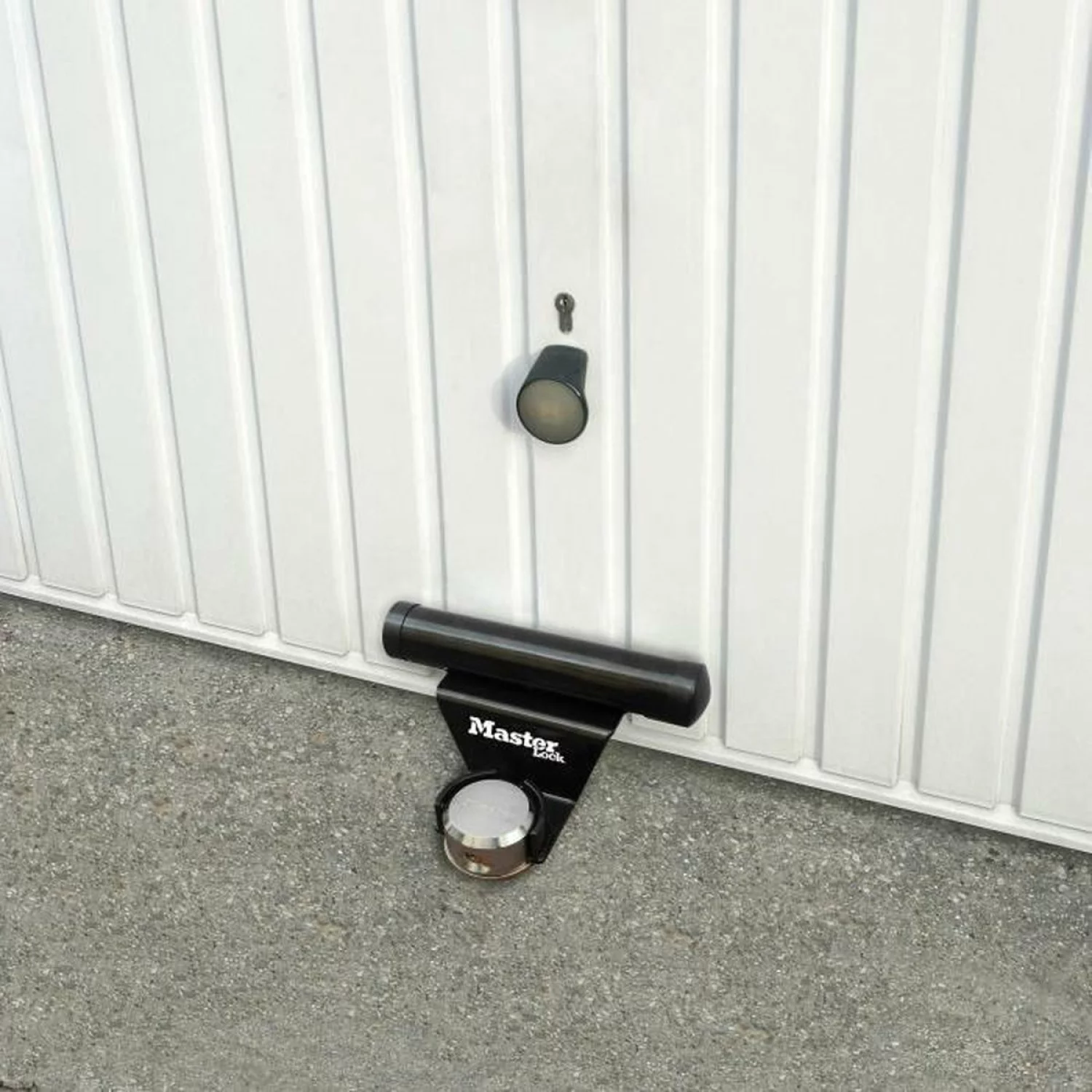 Master Lock 1488EURDAT Anti inbraakslot voor garage - 71mm