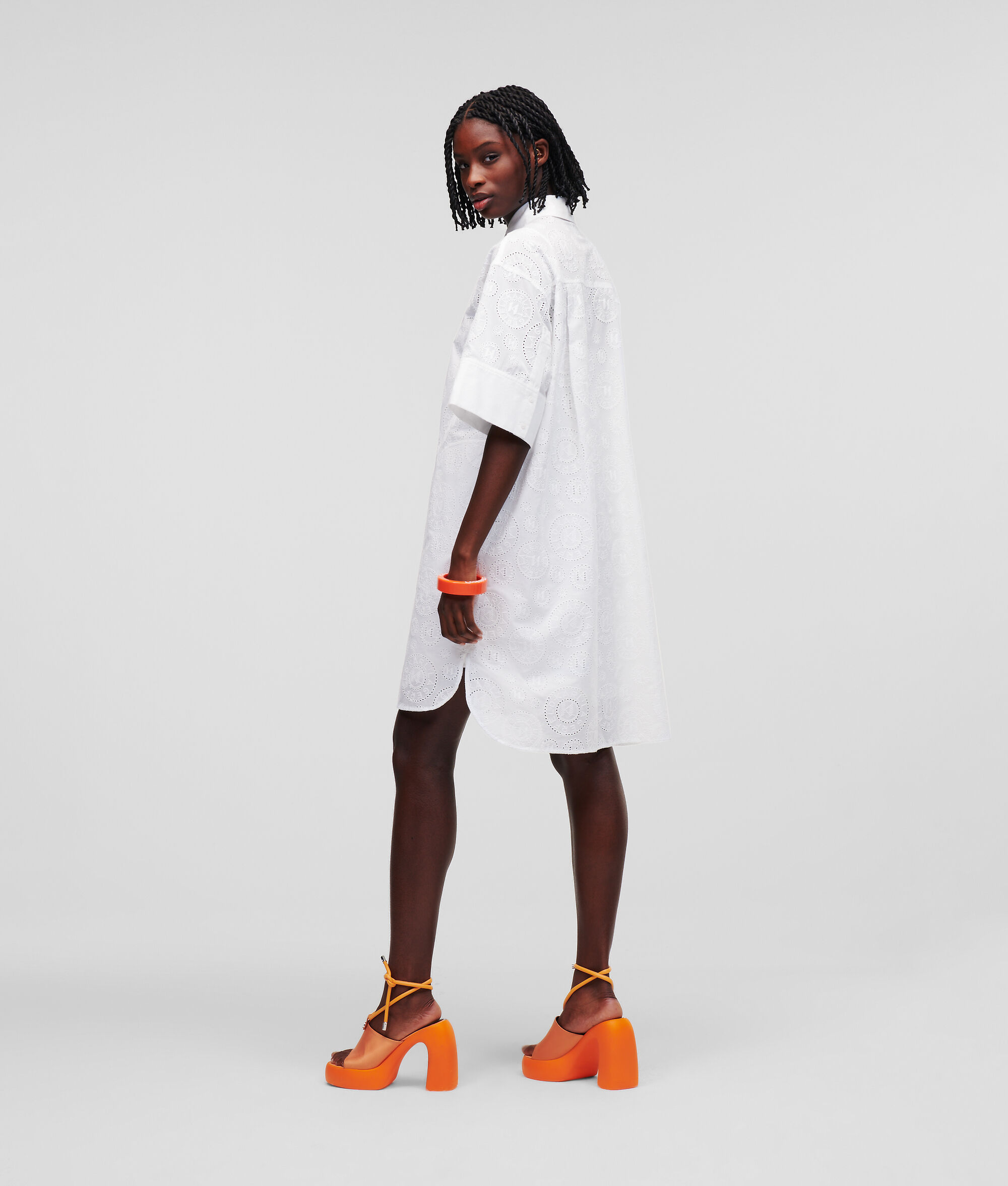 ROBE CHEMISE À BRODERIE ANGLAISE
