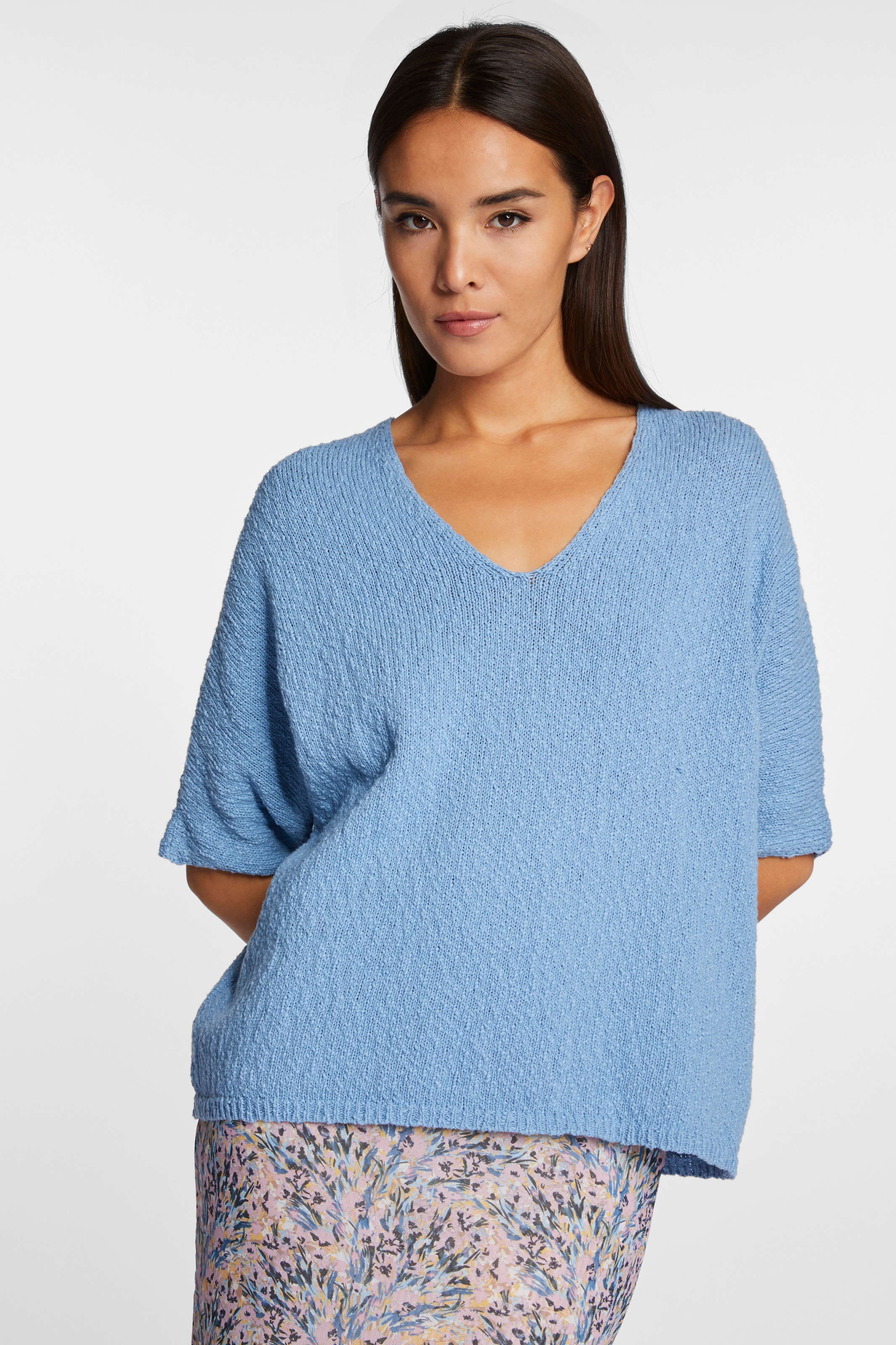 RICHROYAL V-Ausschnitt-Pullover im cleanen Feinstrick mit Oversize-Ärmeln