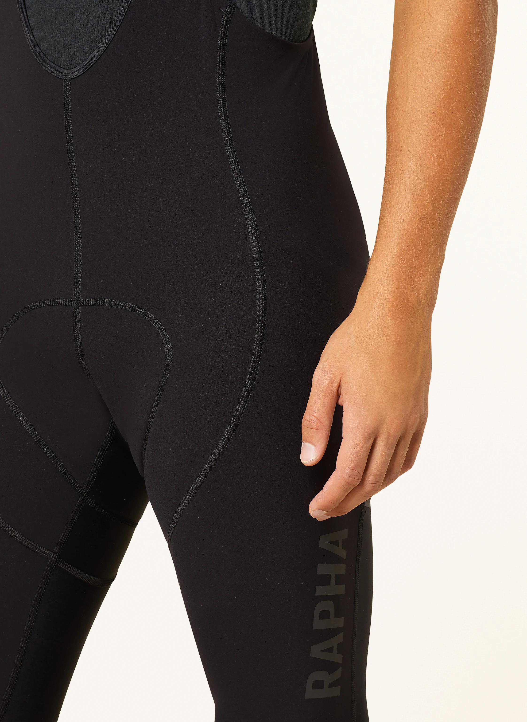 Rapha Radhose PRO TEAM II mit Trägern und gepolstertem Einsatz