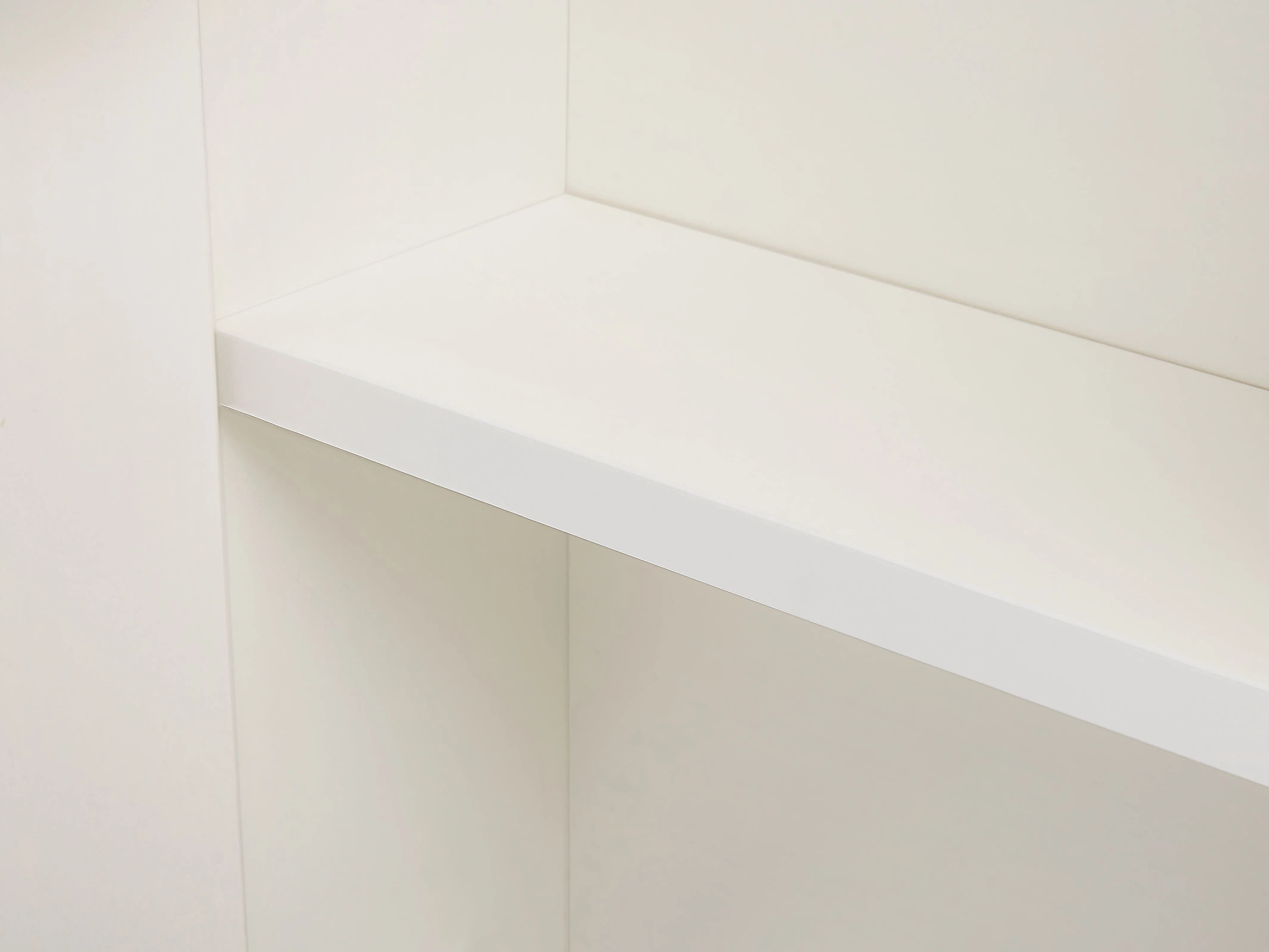 Badkamer wandkast met spiegel LED CHABUNCO 60 cm 60 cm Wit