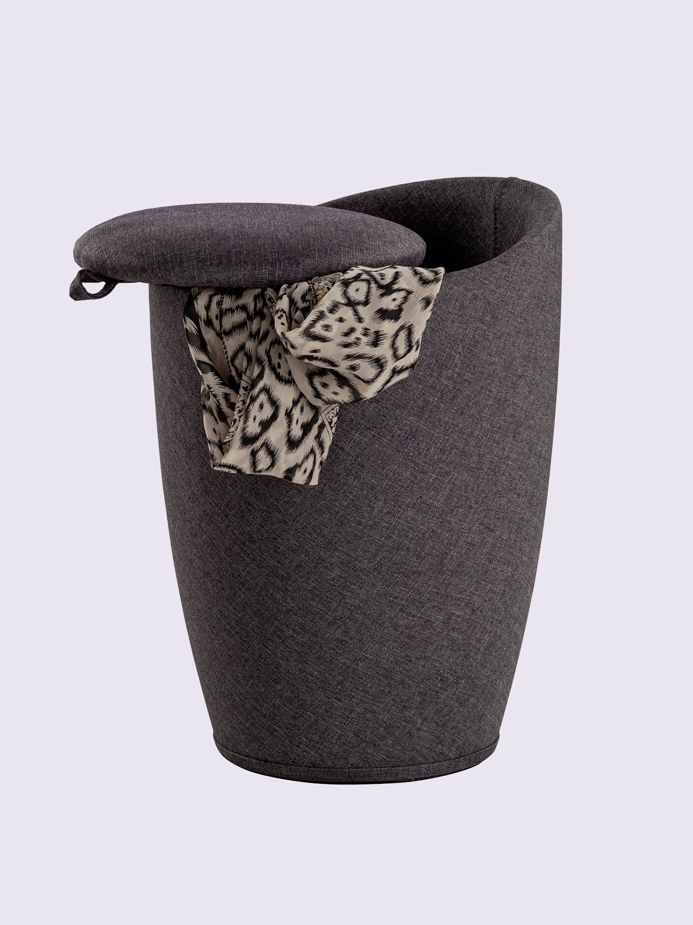 Tabouret et grand compartiment de rangement