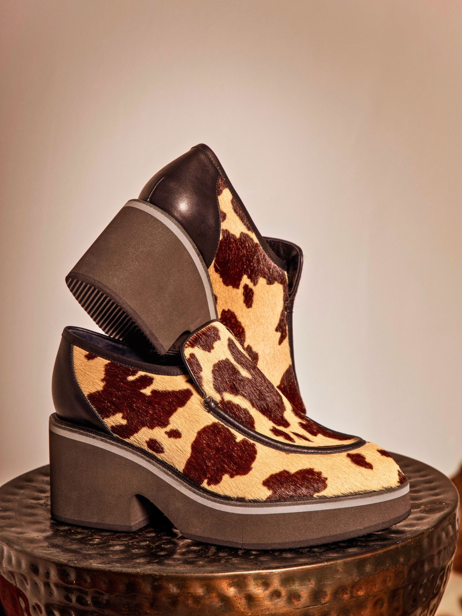 ARINAV, print brown