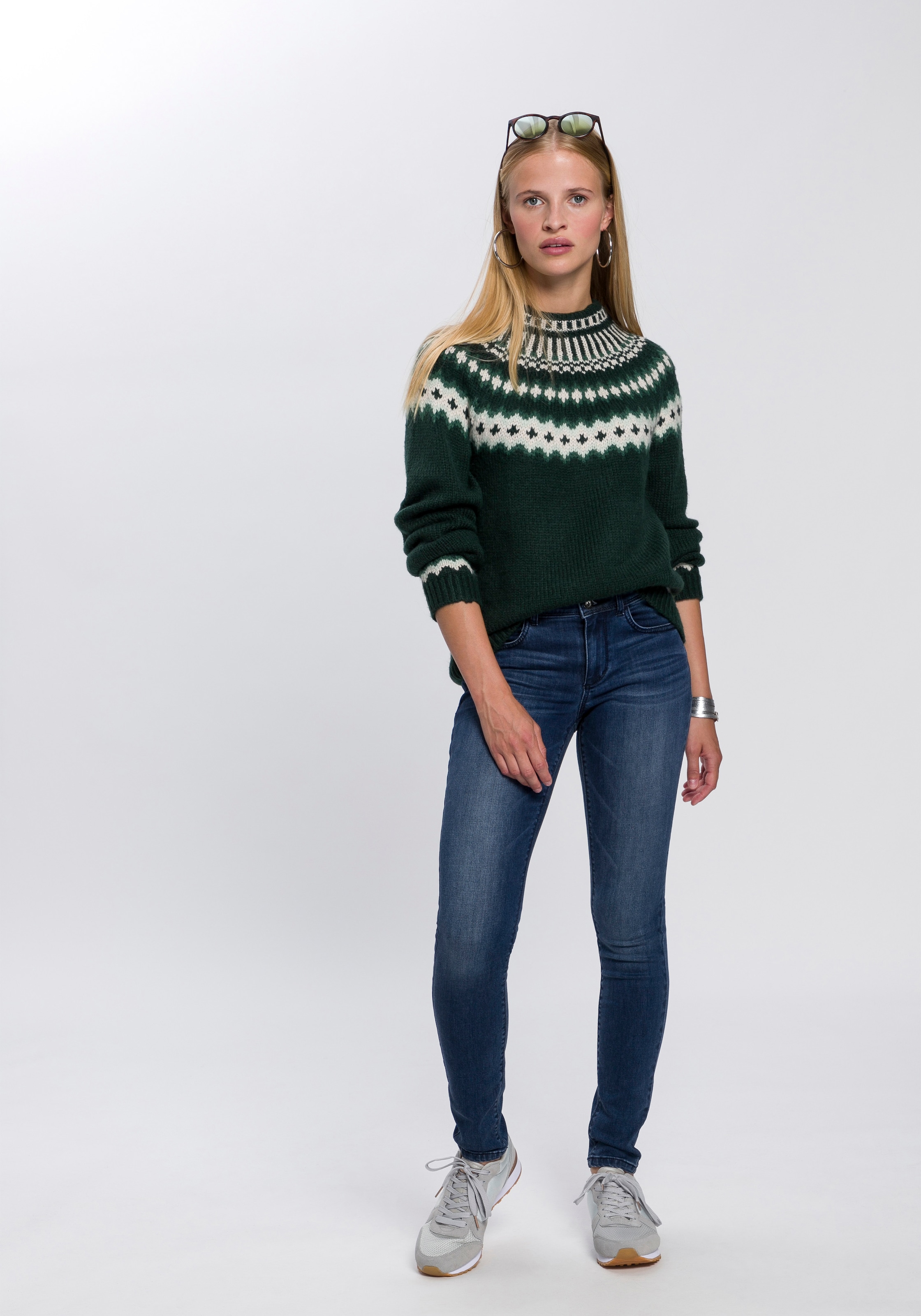TOM TAILOR Skinny-fit-Jeans »Alexa Skinny«, mit Doppelknopf-Verschluss