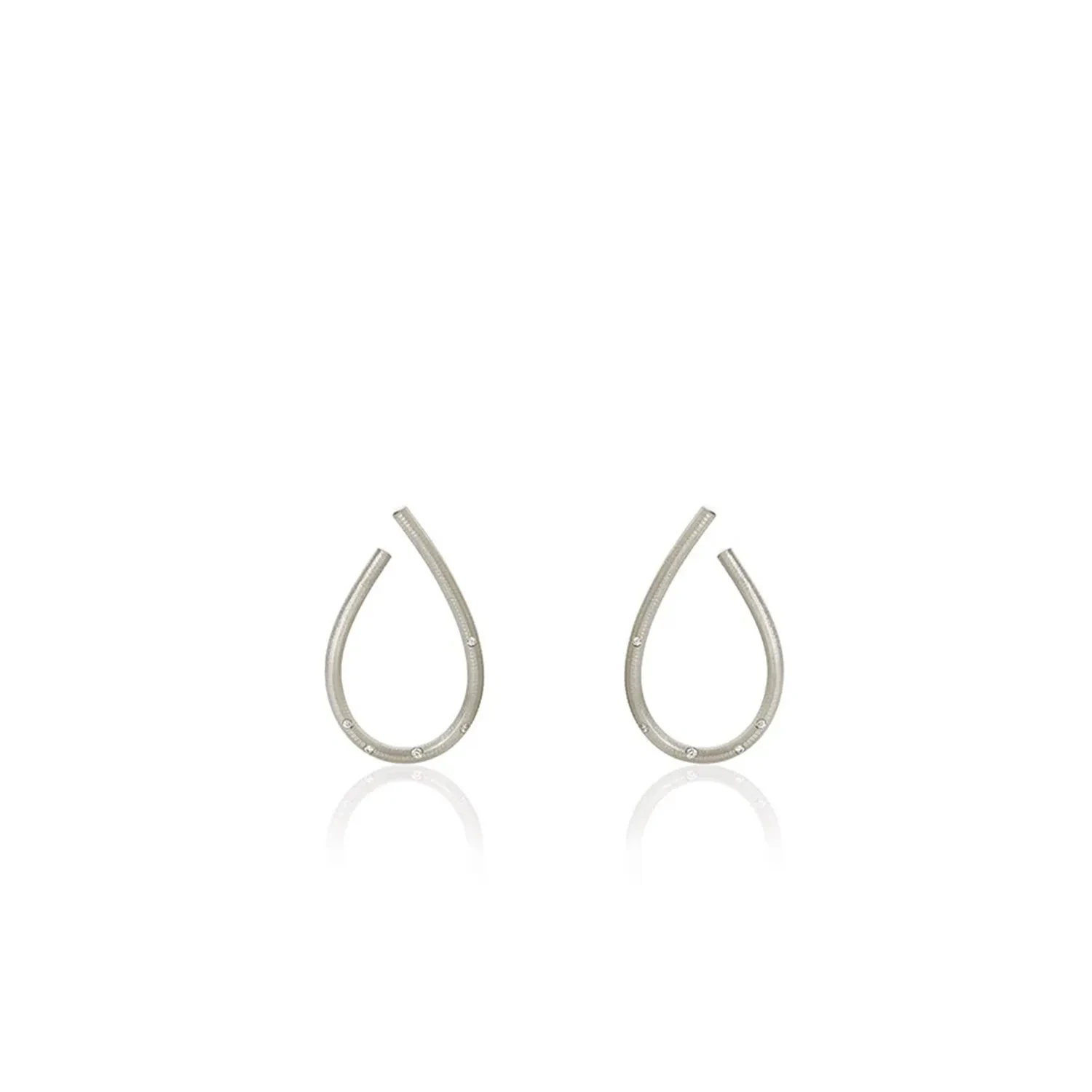 Dulong Kharisma Diamond Mellem Øreringe Sølv 0,06 ct. KHA1-F2040