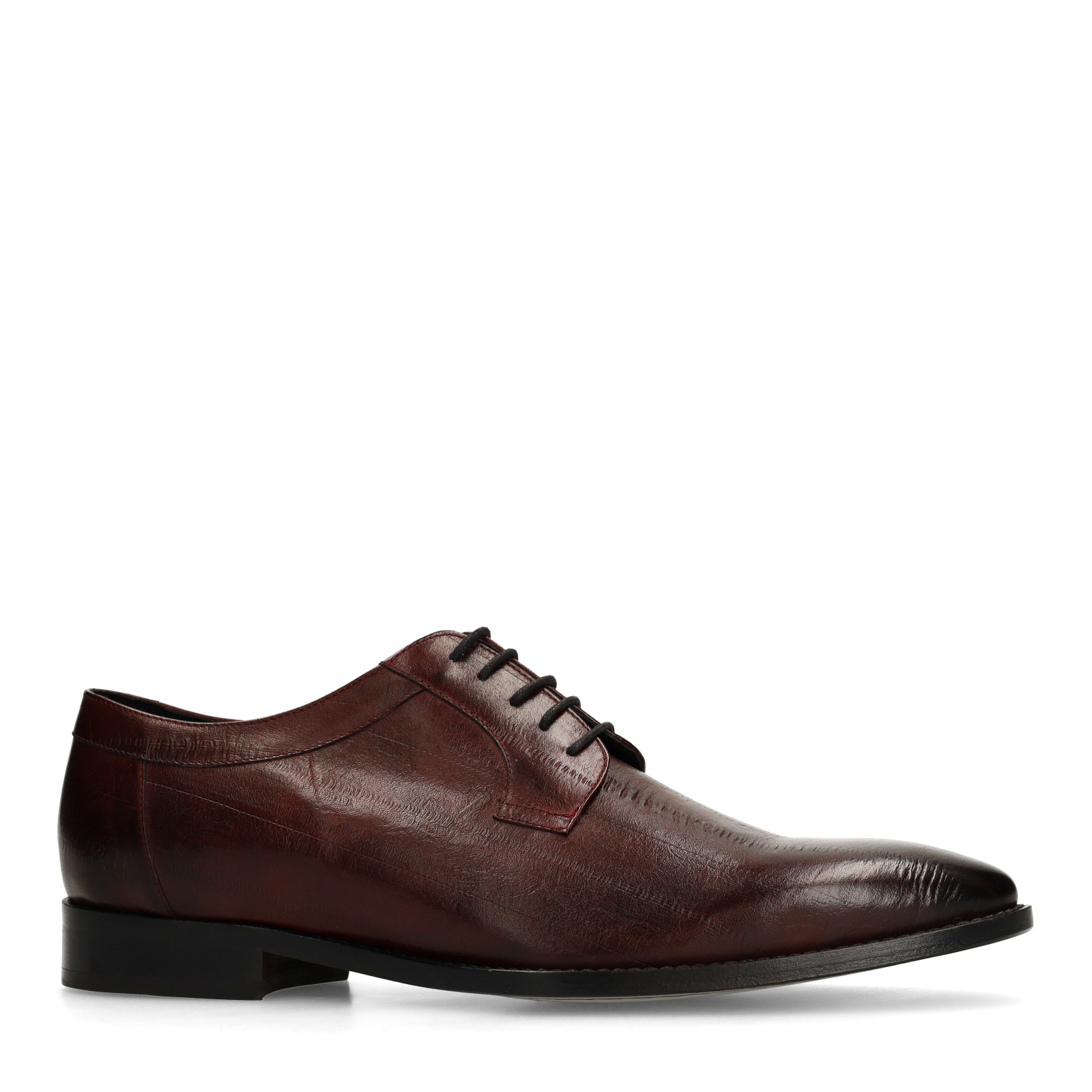 Burgundy leren veterschoenen