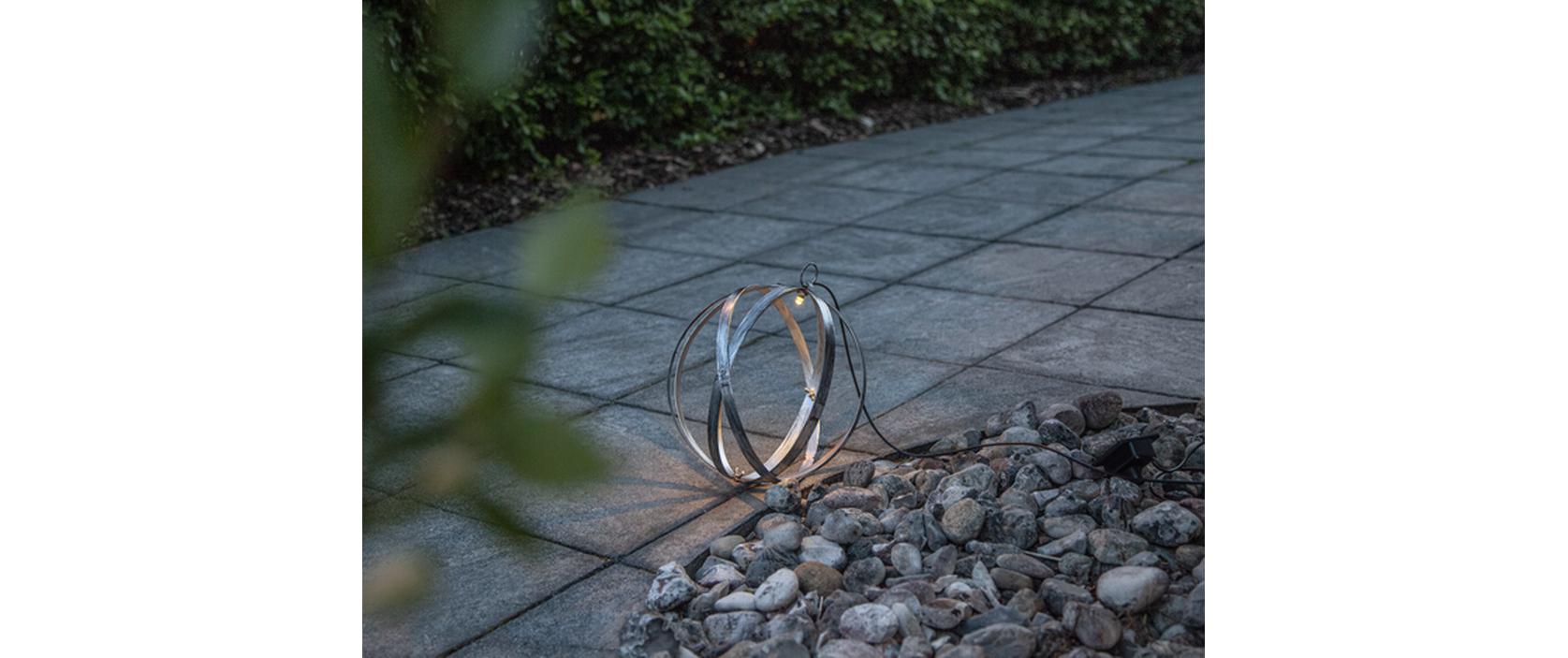Gartenlicht Solar Astri, Ø 25 cm, SilberSolargartendekoration