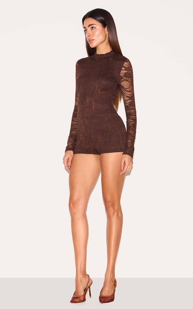 Chocolat Combi-short En Dentelle Chocolat À Manches Longues Et Col Bateau