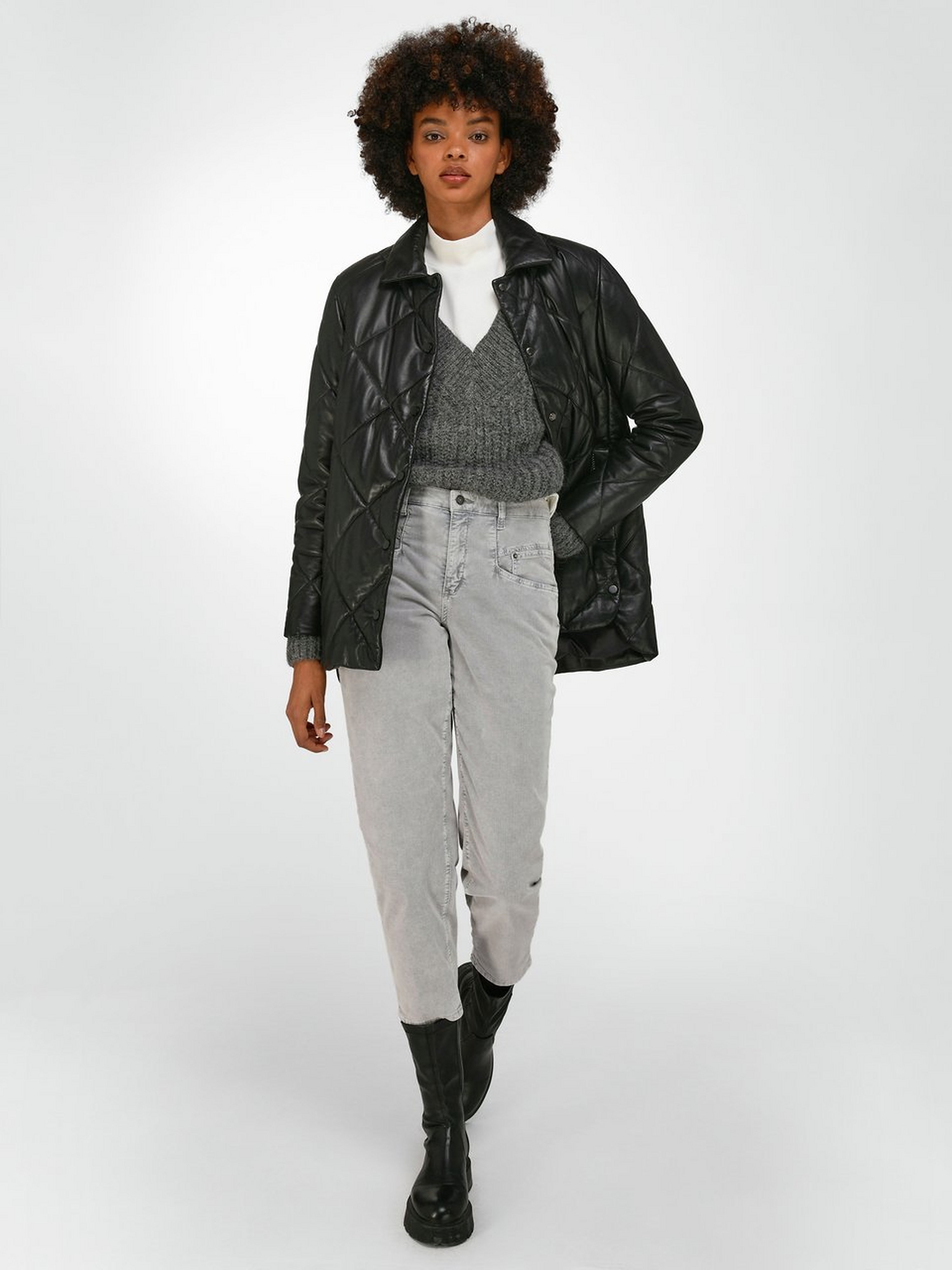 Feminine Fit-Cordhose