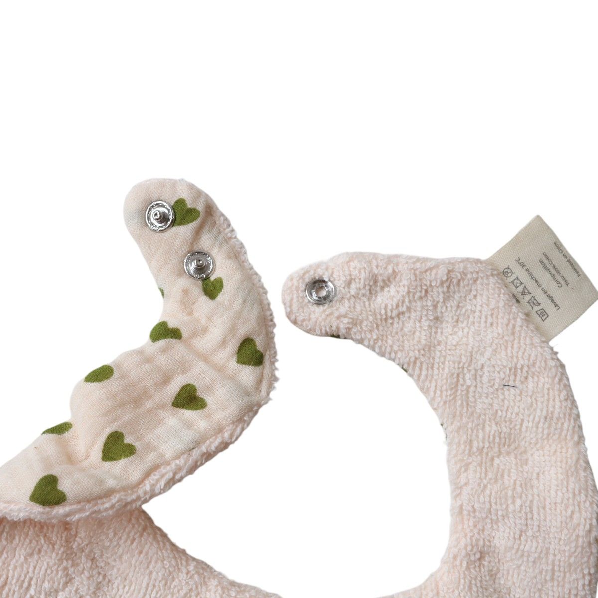 Bavoir bandana éponge cœurs - Bébé Highland Petit toi
